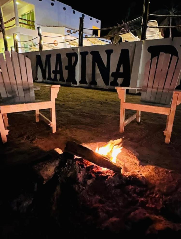 Hotel La Marina Del Rio La Pesca Eksteriør bilde