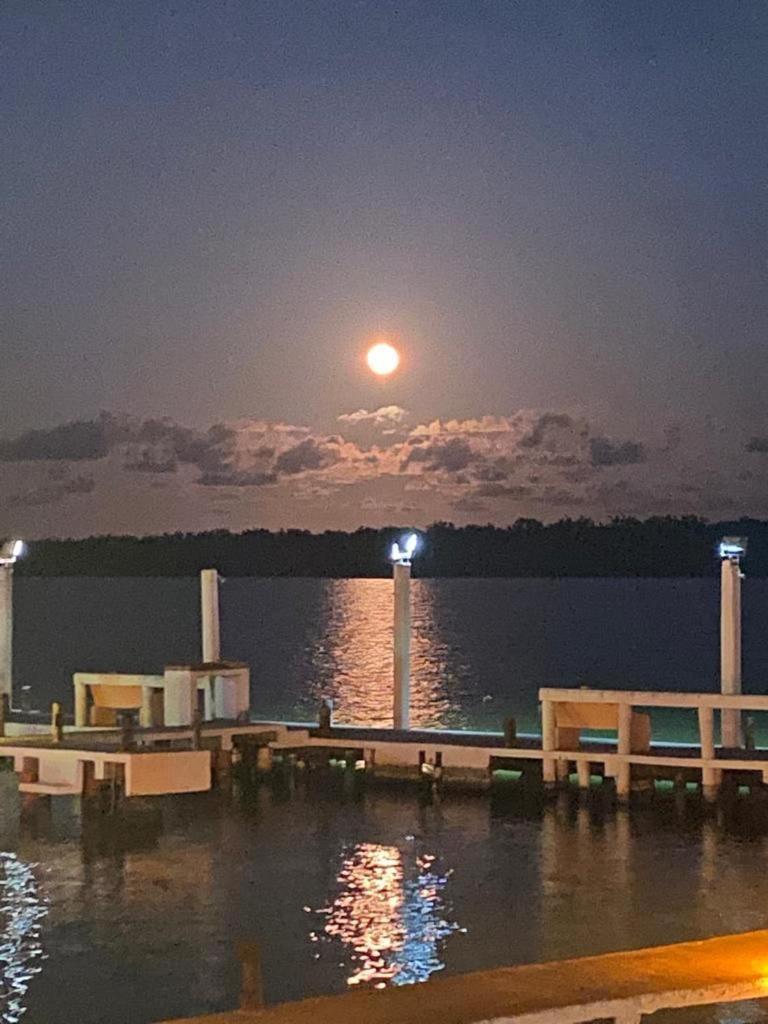 Hotel La Marina Del Rio La Pesca Eksteriør bilde