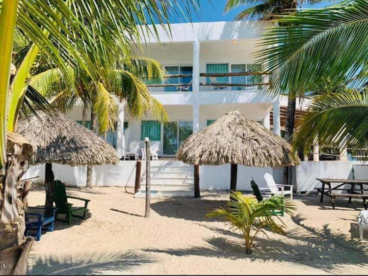 Hotel La Marina Del Rio La Pesca Eksteriør bilde