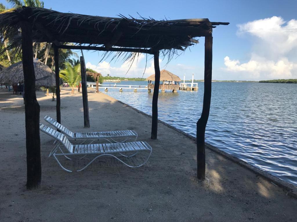 Hotel La Marina Del Rio La Pesca Eksteriør bilde